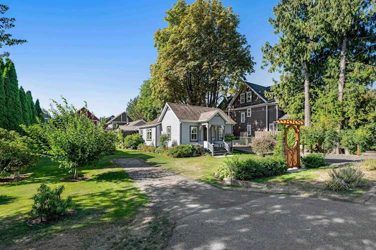 4806 48 Avenue Delta, BC V4K 1V1