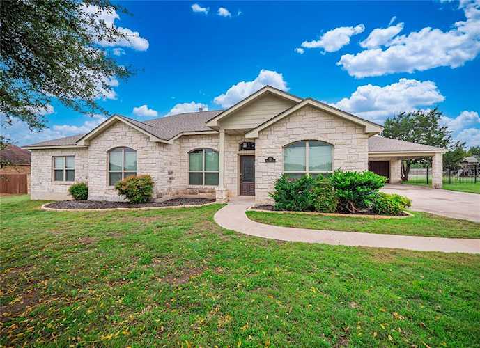 213 Bronco BLVD Liberty Hill, TX 78642