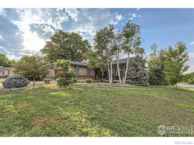 6805 W 76th Place Arvada, CO 80003