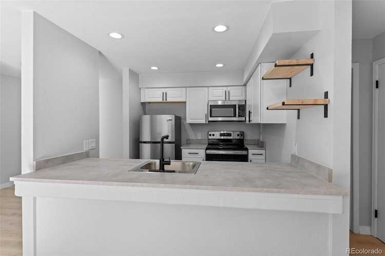 14704 E 2nd Ave #304E Aurora, CO 80011