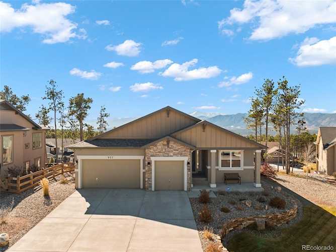 927 Graywoods Trace Monument, CO 80132