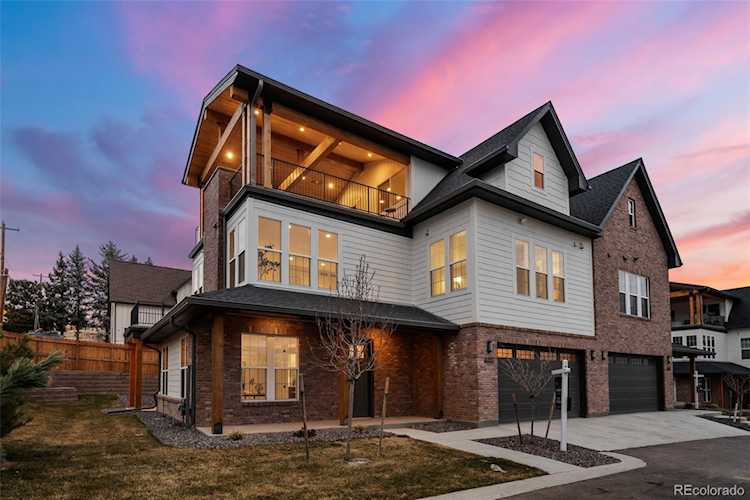 8397 W 68th Ln Arvada, CO 80004
