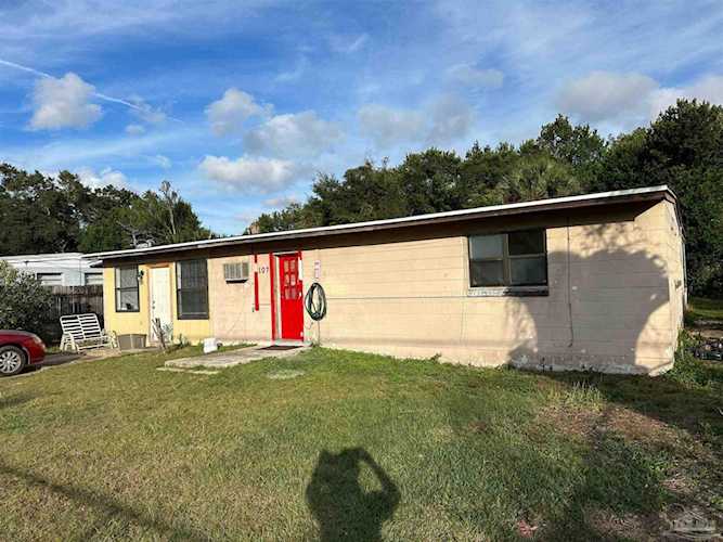 107 New Mexico Dr Pensacola, FL 32505