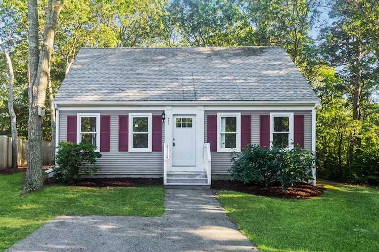 461 Bishops Terrace Barnstable, MA 02630