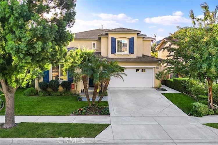 23 Sagebrush Way Azusa, CA 91702