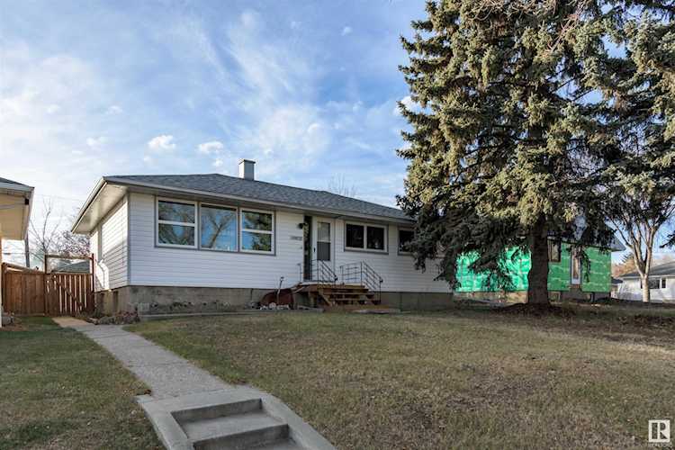 12268 131 Street Edmonton, AB T5L 1M9