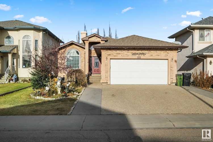 6422 164A Avenue Edmonton, AB T5Y 3J3