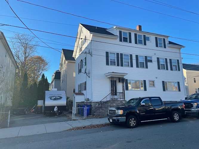 631 Walnut St Fall River, MA 02720