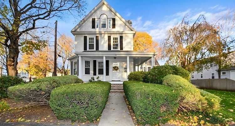 40 Pine St Woburn, MA 01801
