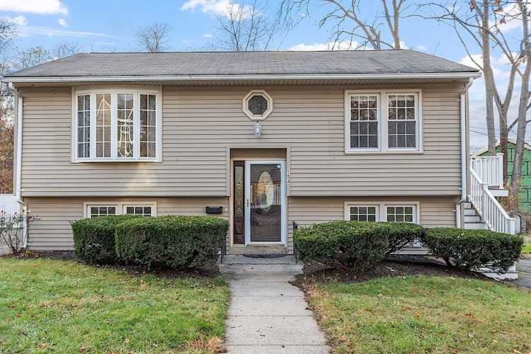 154 Commonwealth Ave Worcester, MA 01604