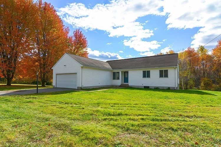305 West Street Uxbridge, MA 01569