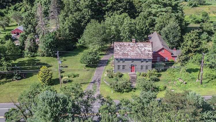 468 Westfield Russell, MA 01071