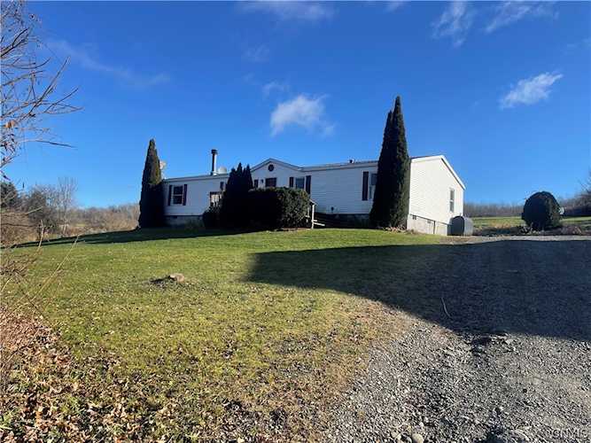 5158 Town Line Rd Mc Graw, NY 13101