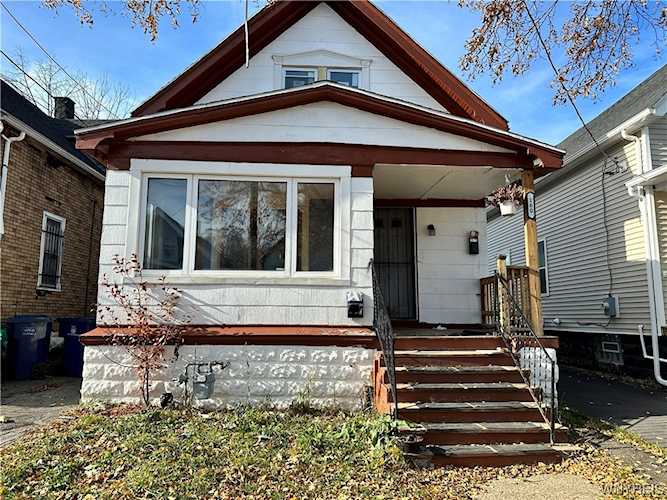160 Zenner St Buffalo, NY 14211