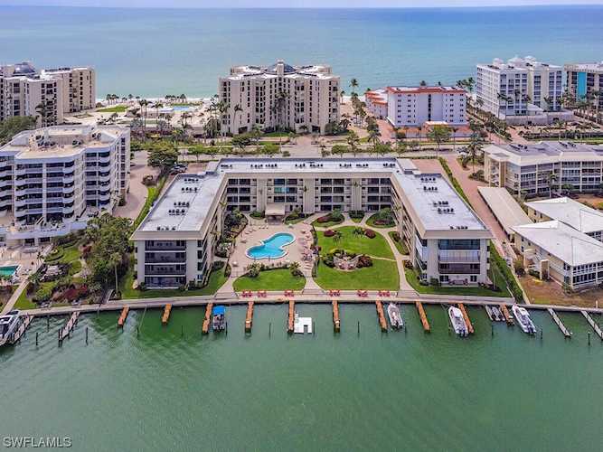 3200 N Gulf Shore Blvd #116 Naples, FL 34103