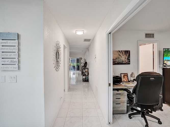 1640 NW N 18th Avenue #104 Delray Beach, FL 33445