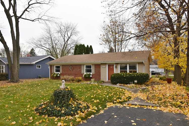 1721 S 3rd Place St. Charles, IL 60174