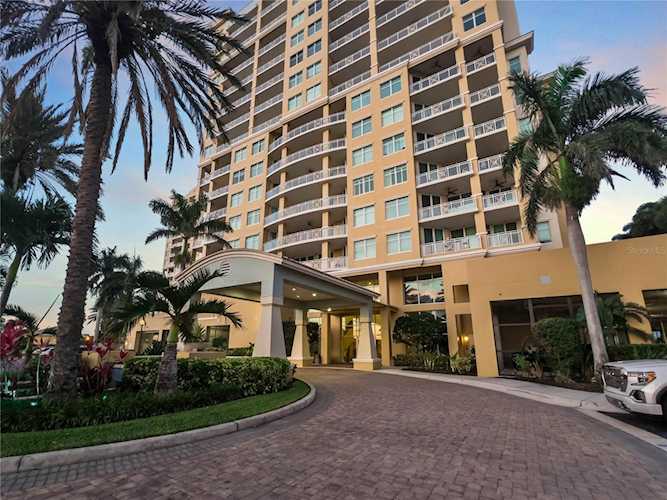 130 Riviera Dunes WAY #506 Palmetto, FL 34221