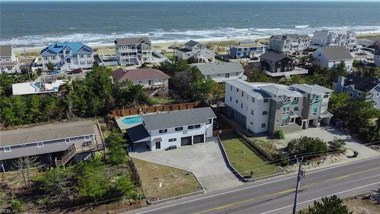 2904 Sandpiper Rd Virginia Beach, VA 23456