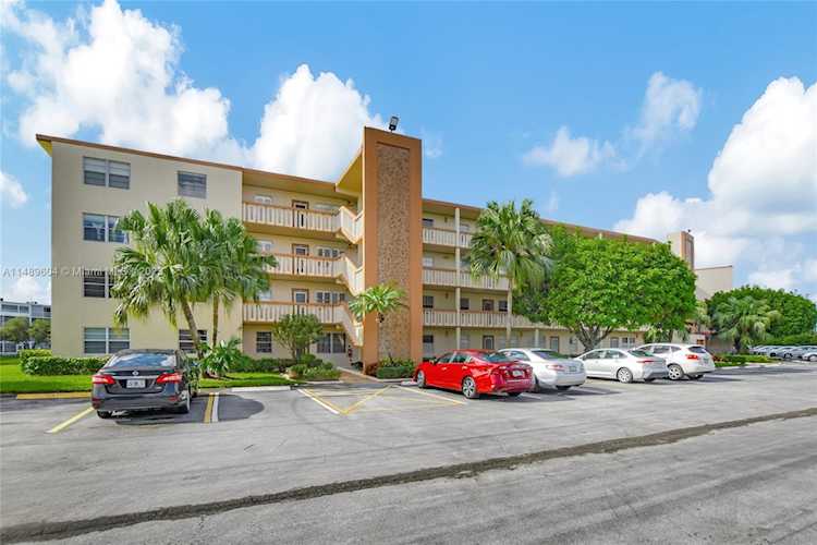 3037 Newcastle B #3037 Boca Raton, FL 33434
