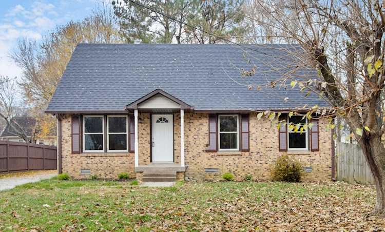 376 Elaine Dr Clarksville, TN 37042