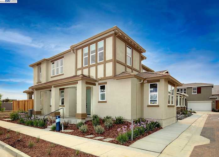 1802 Chandler Drive Brentwood, CA 94513