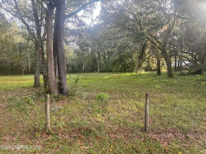 0 Coral Farms RD Florahome, FL 32140