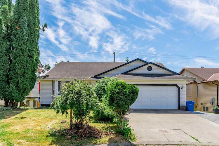 31152 Creekside Drive Abbotsford, BC V2T 5J9