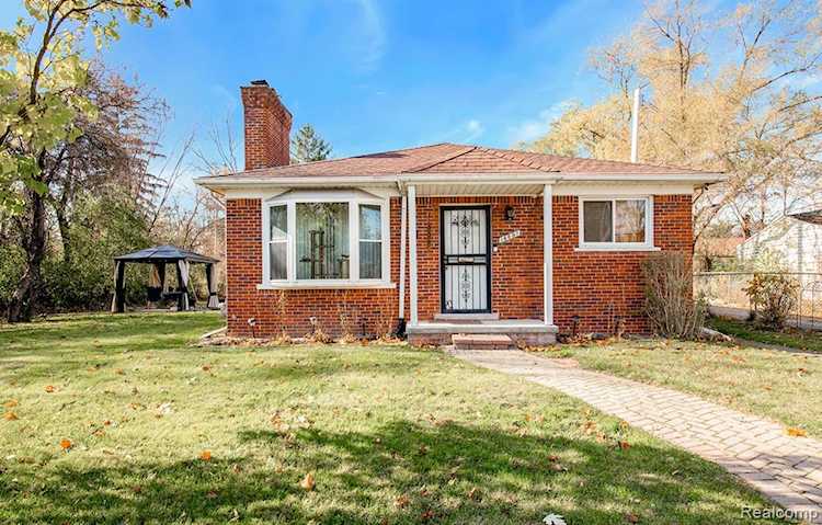 18091 Gilchrist St Detroit, MI 48235