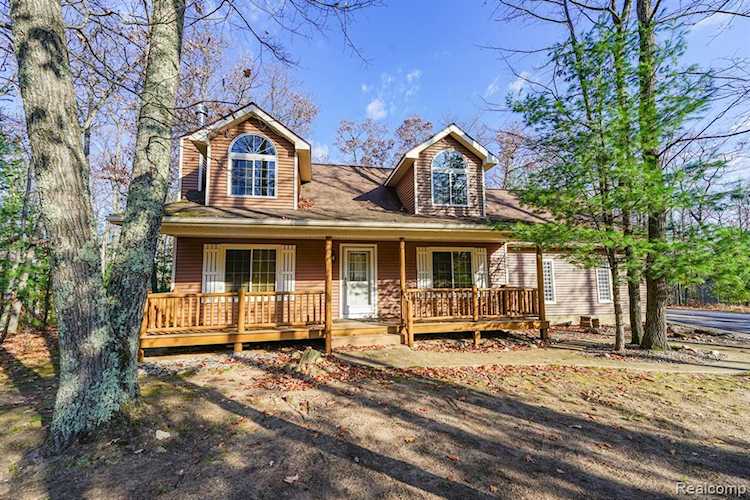 419 Crystal Ln Beaver Creek Twp, MI 48653