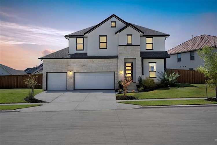 2316 Offerande Drive Aledo, TX 76008