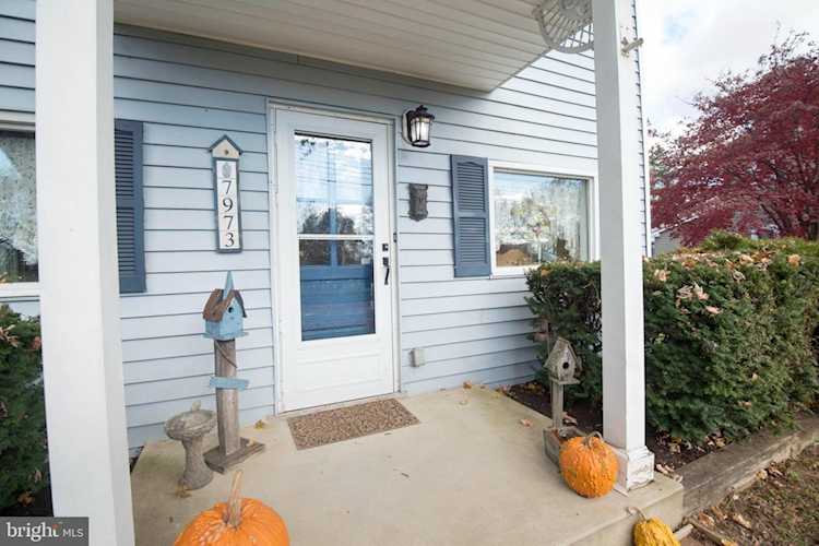 7973 Creamery Rd Alburtis, PA 18011
