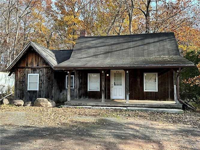 232 Shunpike Rd Cromwell, CT 06416