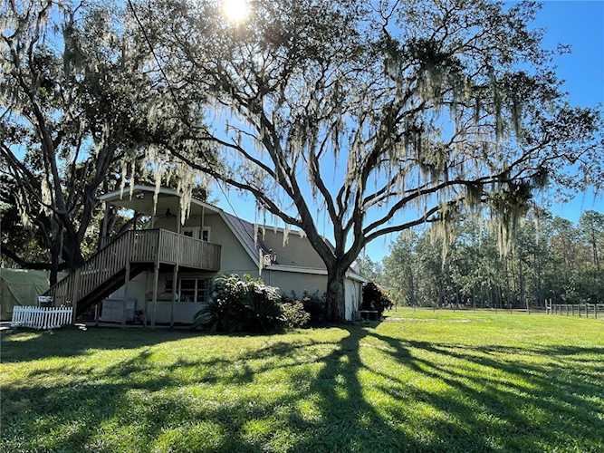 8820 Green Oak Ln Polk City, FL 33868