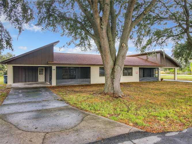 5010 Wales St Lake Wales, FL 33853