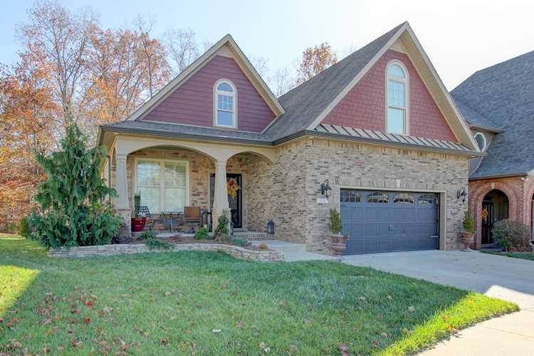 562 Summit View Cir Clarksville, TN 37043