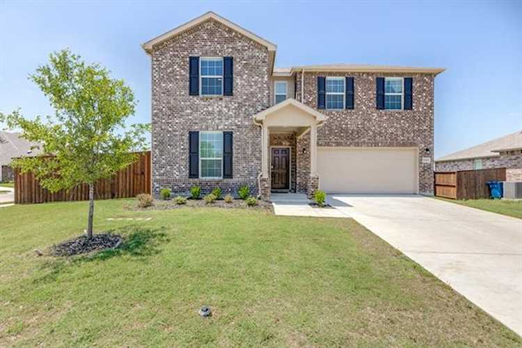 2901 Brisco Way Aubrey, TX 76227