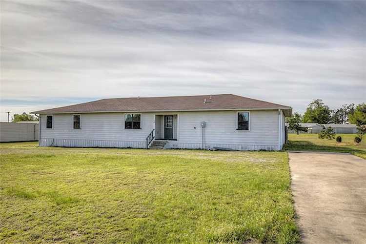 15 Sandy Hill Road Sulphur Springs, TX 75482