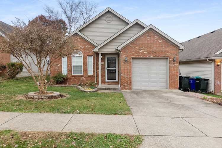 2776 Trailwood Ln Lexington, KY 40511