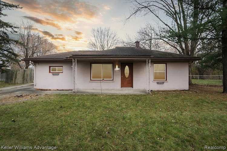 14151 Huron St Taylor, MI 48180