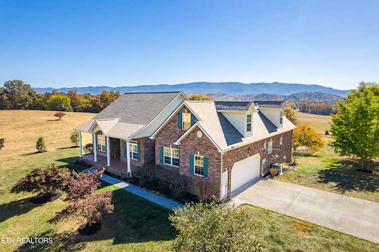 2122 Calderwood Hwy Maryville, TN 37801
