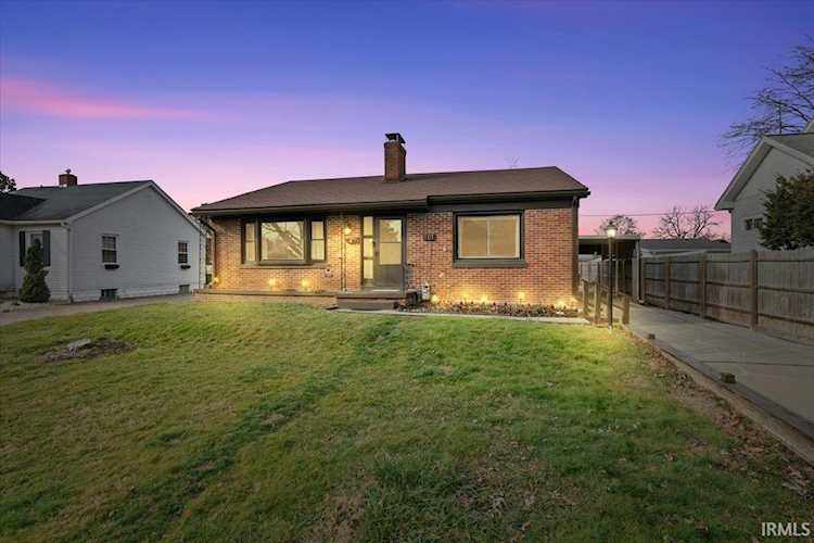 101 S Saint James Boulevard Evansville, IN 47714