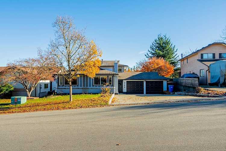 3768 Harwood Crescent Abbotsford, BC V2S 7A5