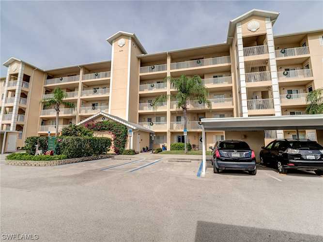 4040 Durango Ct #104 Estero, FL 33928