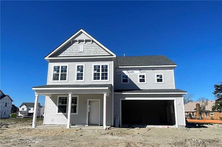 1402 Hydrangea Ct Chesapeake, VA 23320