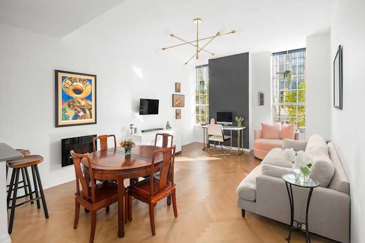 184 Kent Ave #C101 Brooklyn, NY 11249