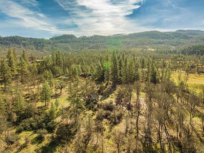 TL301 Butte Falls Hwy Eagle Point, OR 97524