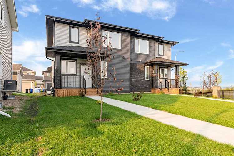 104 Coventry Dr Fort McMurray, AB T9K2X