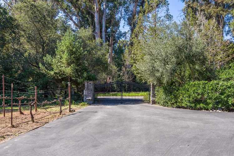 675 Manzanita Way Woodside, CA 94062