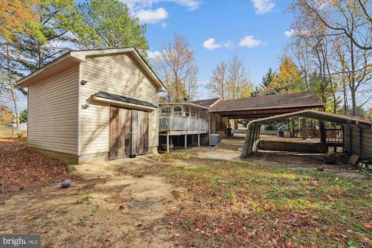 22215 Knight Ct Lexington Park, MD 20653